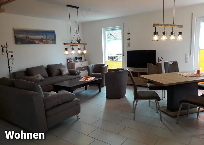 度假居 Haus Am Peenestrom 佩讷明德